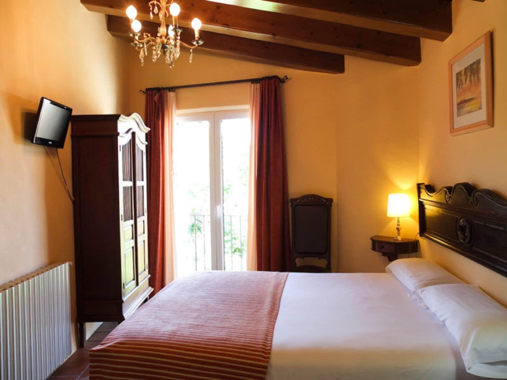 Hotel Sant Feliu Sant Feliu de Boada ภายนอก รูปภาพ