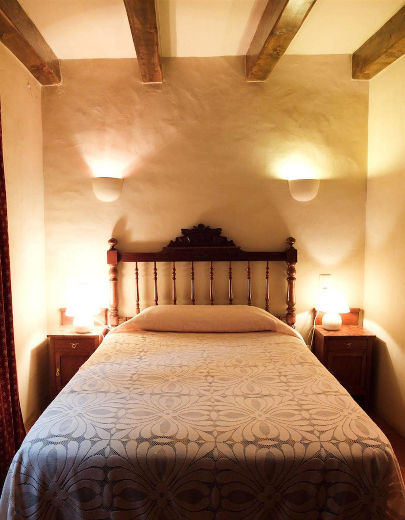 Hotel Sant Feliu Sant Feliu de Boada ภายนอก รูปภาพ